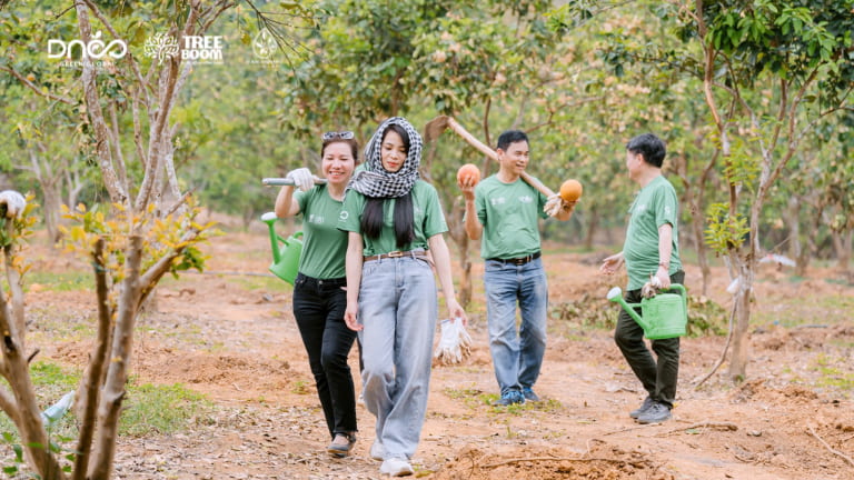 Sự kiện trồng cây sôi nổi của cộng đồng TreeBoom
